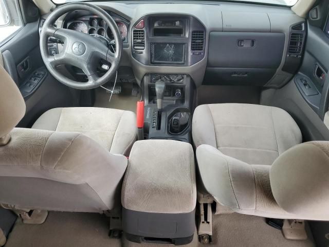 2001 Mitsubishi Montero XLS