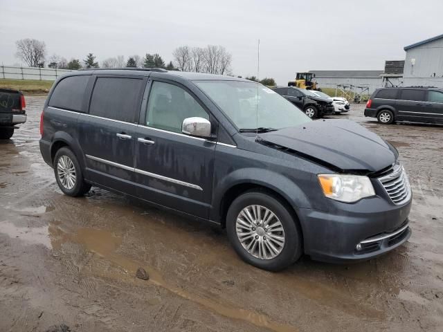 2013 Chrysler Town & Country Touring L