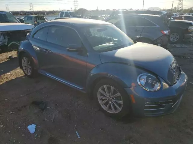 2017 Volkswagen Beetle SE