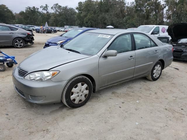 2005 Toyota Camry LE