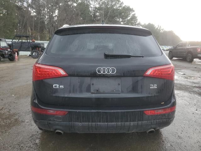 2010 Audi Q5 Premium Plus