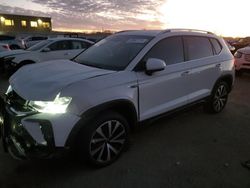 Volkswagen Vehiculos salvage en venta: 2024 Volkswagen Taos SE