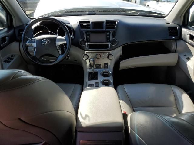 2013 Toyota Highlander Base