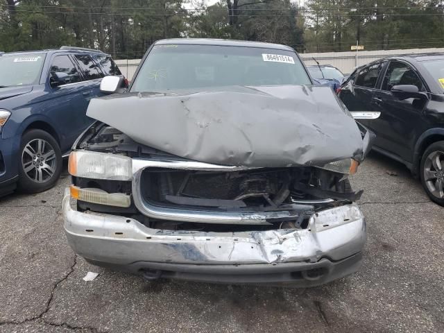 2002 GMC New Sierra C1500