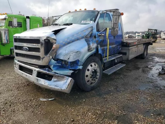 2004 Ford F650 Super Duty