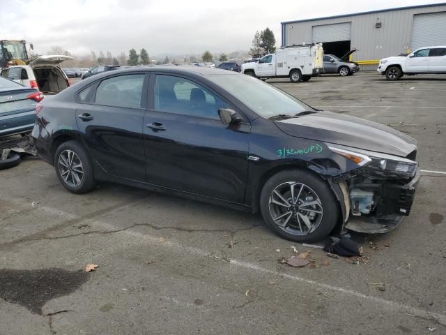 2023 KIA Forte LX