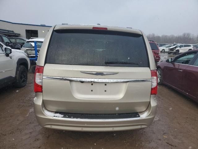 2015 Chrysler Town & Country Touring L