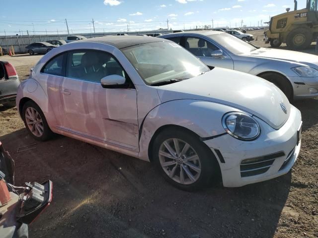 2019 Volkswagen Beetle SE