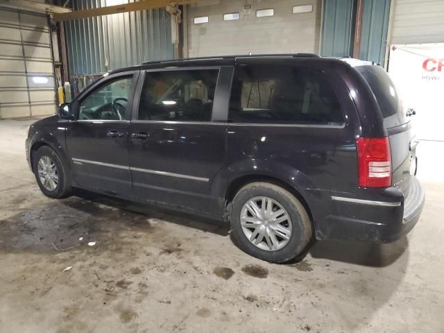 2010 Chrysler Town & Country Touring