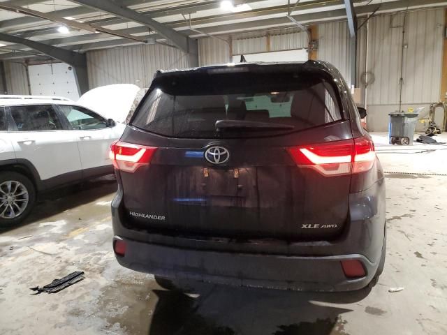 2019 Toyota Highlander SE