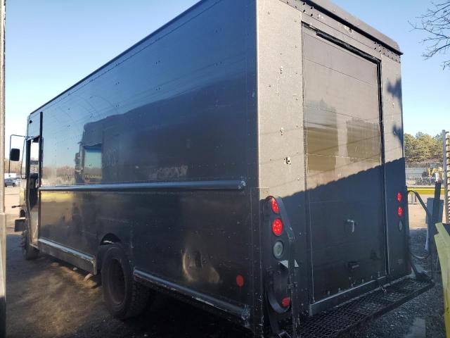 2009 Freightliner Chassis M Line WALK-IN Van