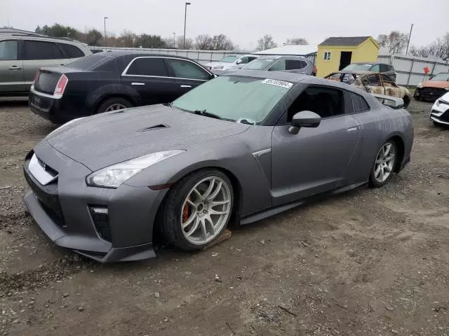 2017 Nissan GT-R Premium