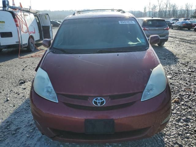 2006 Toyota Sienna XLE