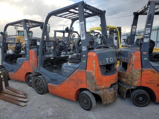 2015 Toyota Fork Lift