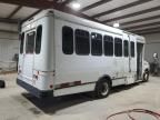 2009 Ford Econoline E450 Super Duty Cutaway Van