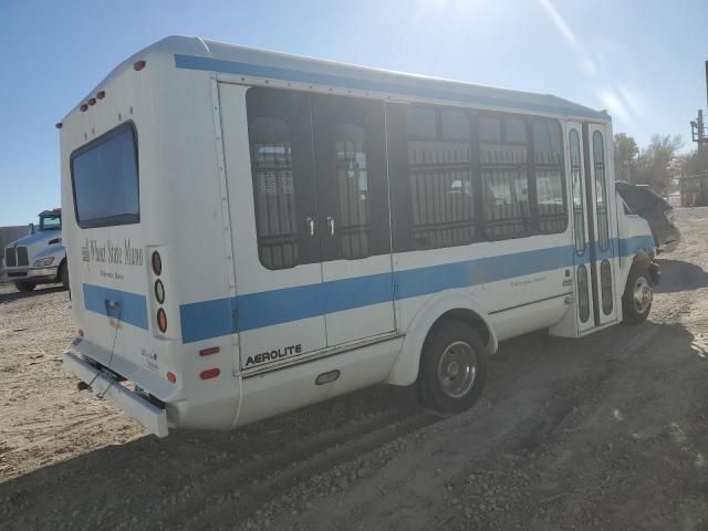 2001 Chevrolet Express Cutaway G3500