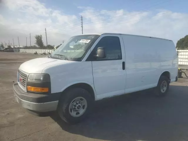 2018 GMC Savana G2500