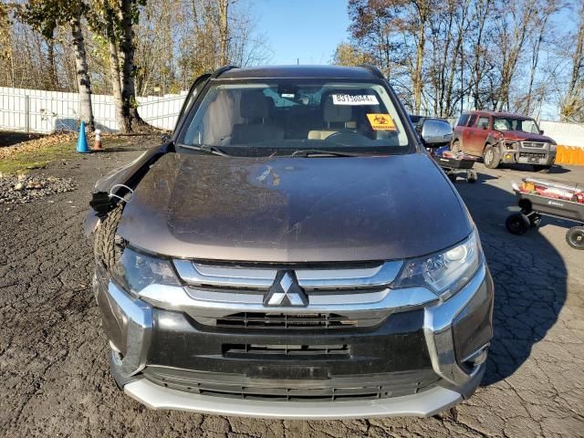 2016 Mitsubishi Outlander SE