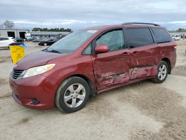 2012 Toyota Sienna LE