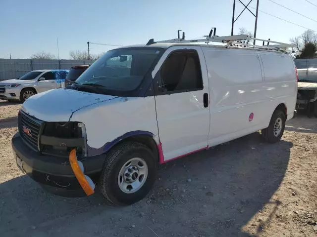 2021 GMC Savana G2500