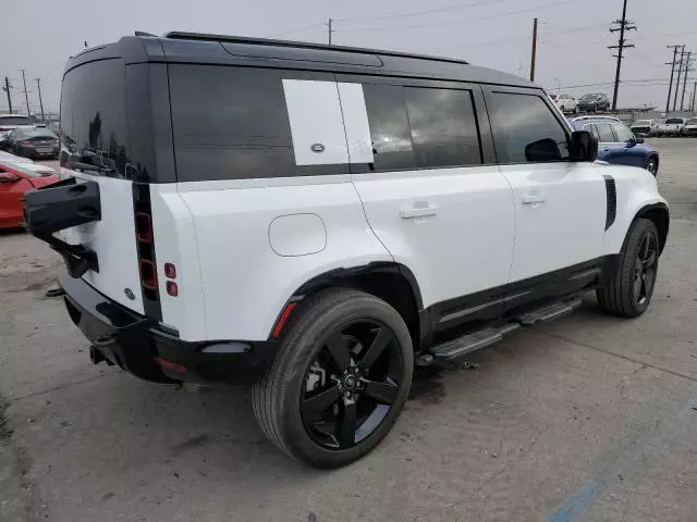 2022 Land Rover Defender 110 X-DYNAMIC HSE