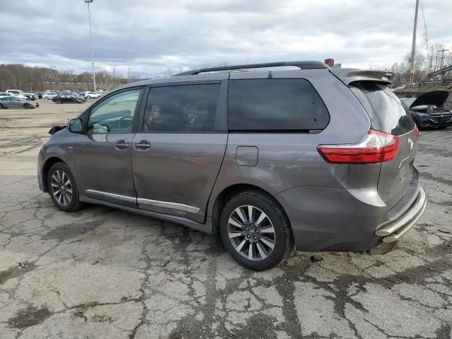 2020 Toyota Sienna LE