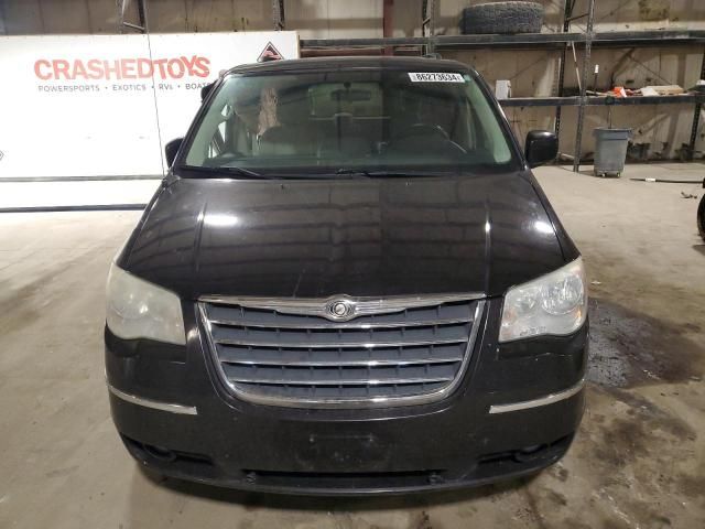 2010 Chrysler Town & Country Touring