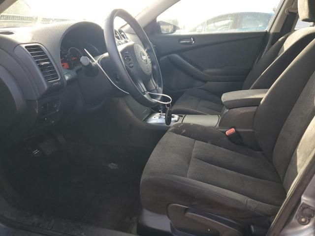 2010 Nissan Altima Base