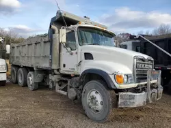 Mack 700 cv700 Vehiculos salvage en venta: 2005 Mack 700 CV700