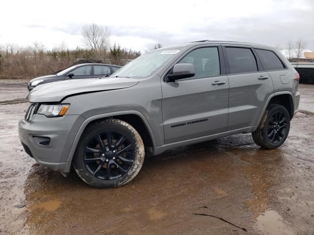 2020 Jeep Grand Cherokee Laredo