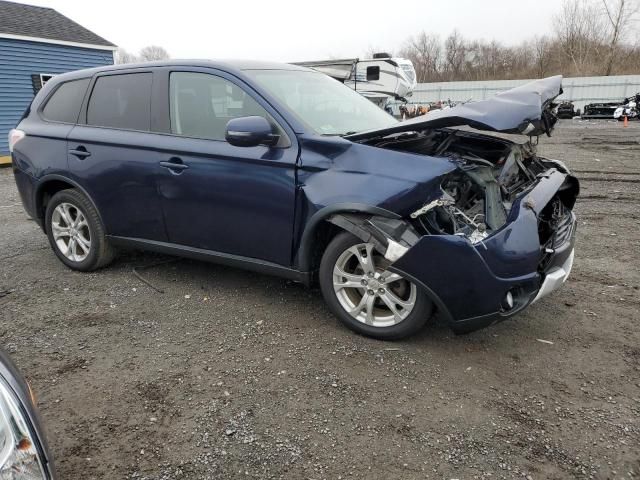 2015 Mitsubishi Outlander SE