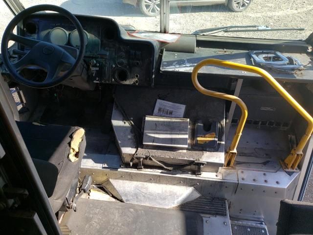 2007 Freightliner Chassis M Line WALK-IN Van