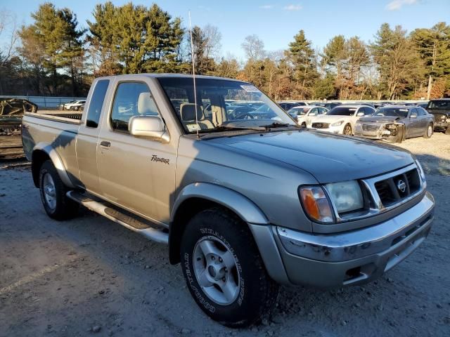 2000 Nissan Frontier King Cab XE