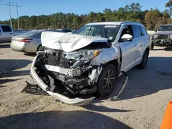 Salvage cars for sale at Greenwell Springs, LA auction: 2017 Toyota Highlander SE