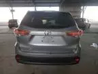 2016 Toyota Highlander LE