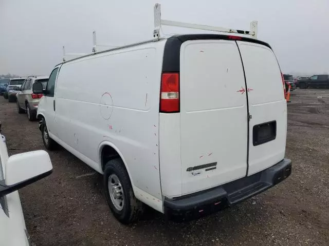 2015 Chevrolet Express G2500