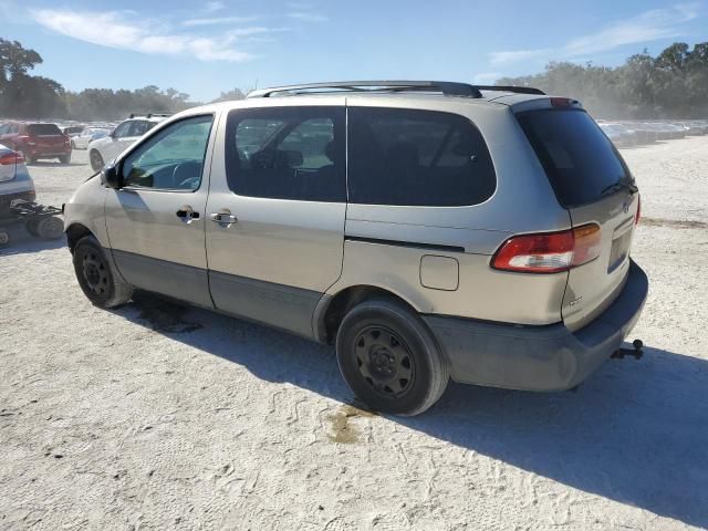 2003 Toyota Sienna CE