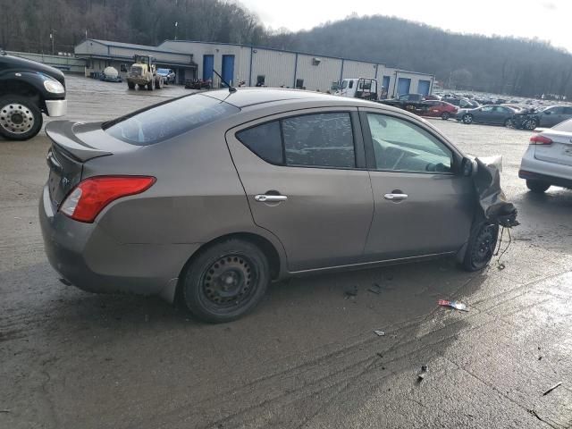 2013 Nissan Versa S