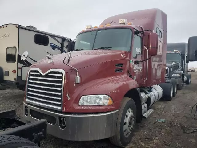 2015 Mack 600 CXU600