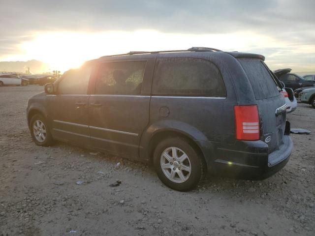 2009 Chrysler Town & Country Touring