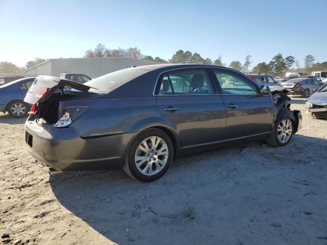 2010 Toyota Avalon XL