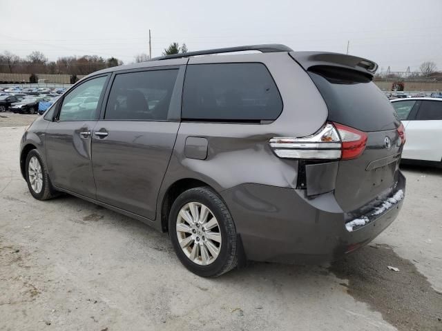 2016 Toyota Sienna XLE