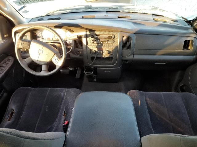 2004 Dodge RAM 1500 ST