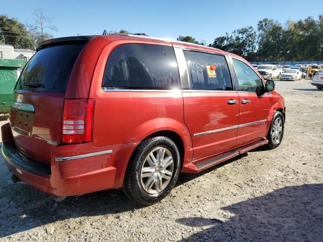 2010 Chrysler Town & Country Limited