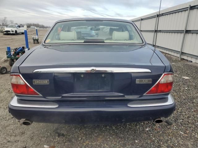 2001 Jaguar XJ8