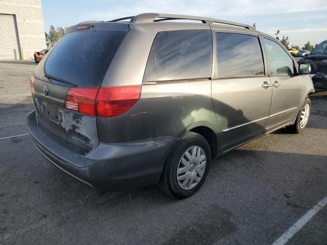 2004 Toyota Sienna CE