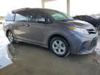 2018 Toyota Sienna LE