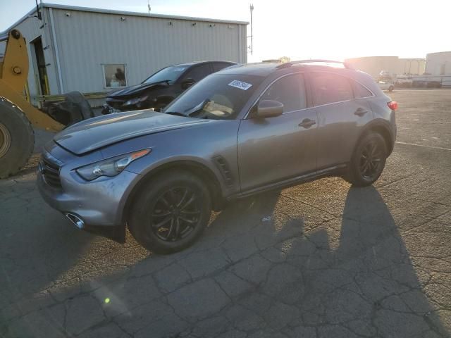 2013 Infiniti FX37