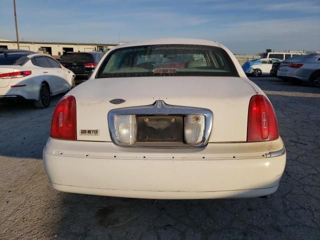 2001 Lincoln Town Car Executive