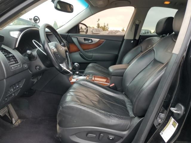 2011 Infiniti FX35